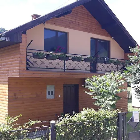 Vila Mali Dol Holiday home Jezero (Republika Srpska)